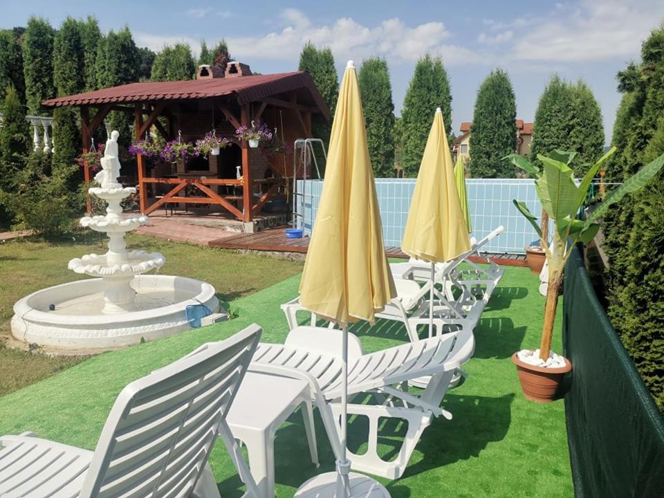 Ivanesti Stars Livezeni酒店 外观 照片