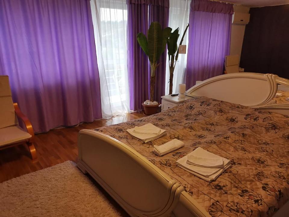 Ivanesti Stars Livezeni酒店 外观 照片